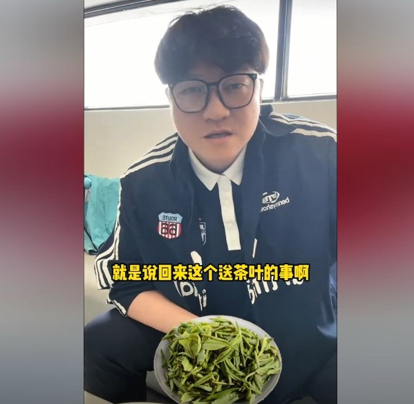 趙鵬：不太清楚賈秀全要球員買(mǎi)茶葉的段子，但這在現實(shí)中也正常